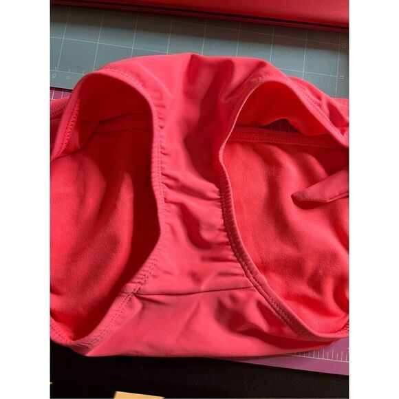 Tahiti Bikini Bottom - Picture 3 of 4